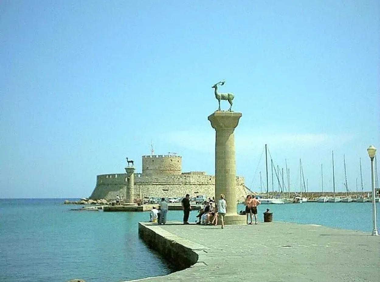 Dolu Dolu Yüzmeli Tarihli Ve Eğlenceli Rodos Turu